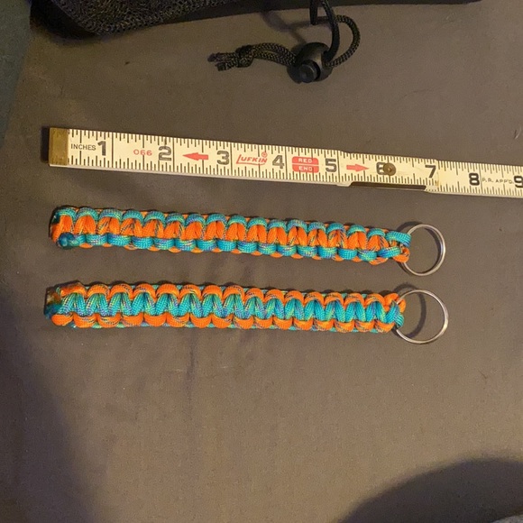 DOLPHIN COLORS - Picture 2 of 2